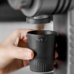 كوب للقهوة المطحونة