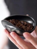 صحن قهوة اسود