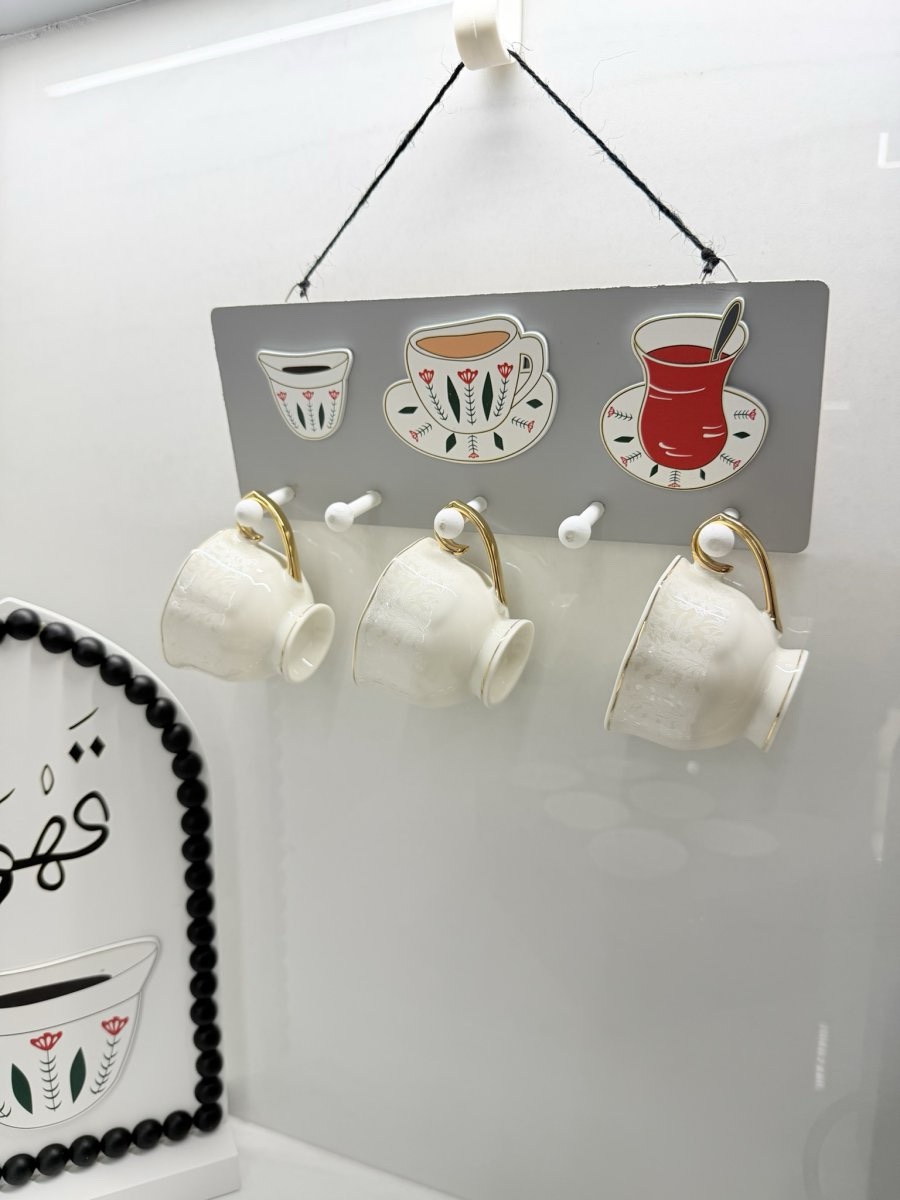 img_6034 علاقة خشب شكل فناجين - الصورة 1