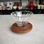 دربر V60 قمع زجاجي مع خشب